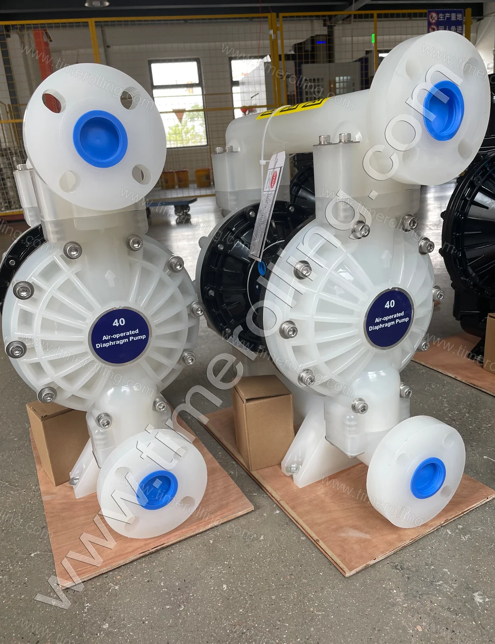 مضخات غشائية وقطع غيار متوافقة مع Graco 02